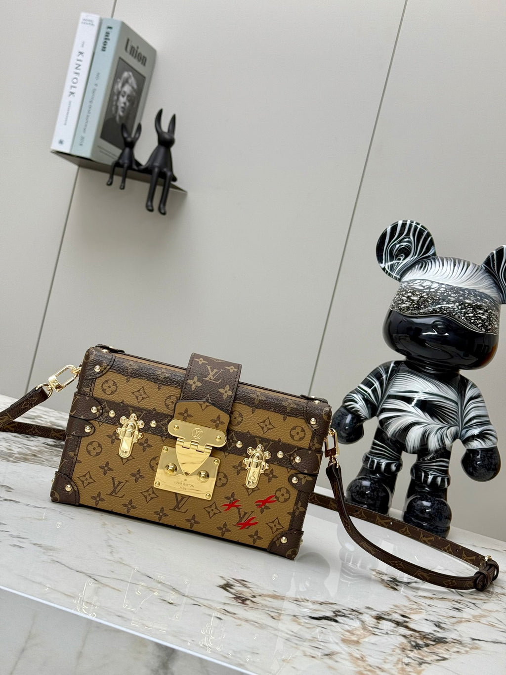 LV WOMENS BAG