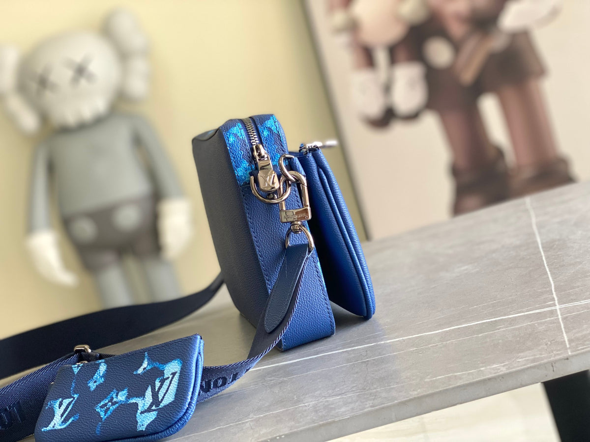 LV MESSENGER BAG