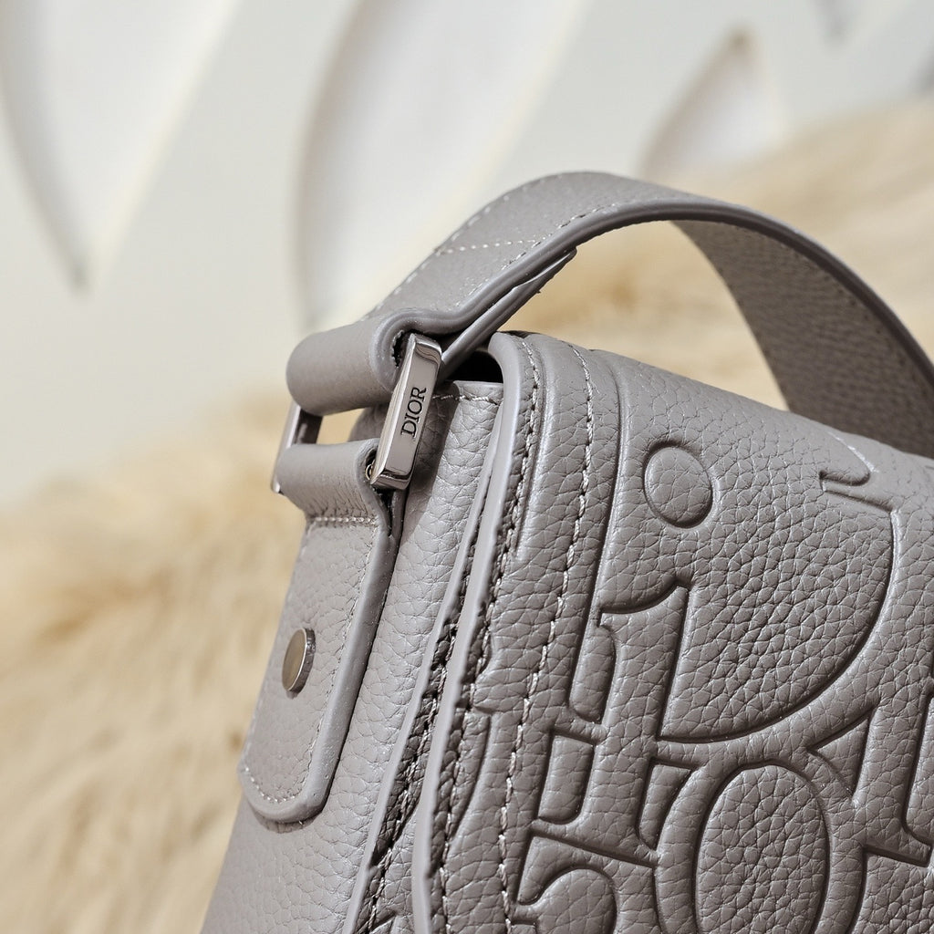 DIOR MESSENGER BAG
