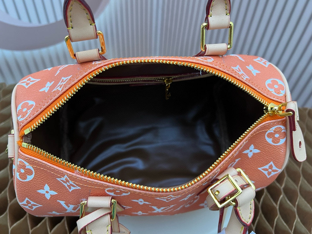 LV WOMENS BAG