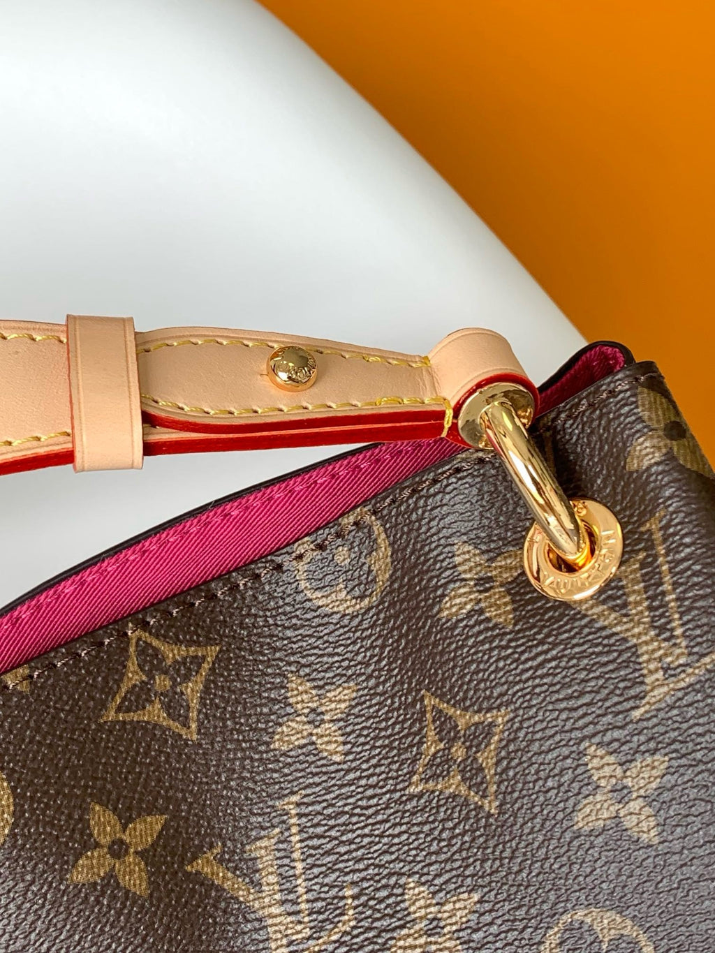 LV WOMENS BAG