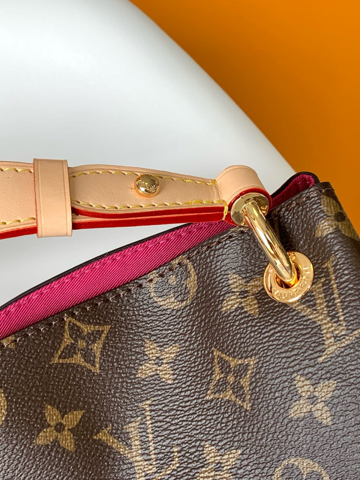 LV WOMENS BAG