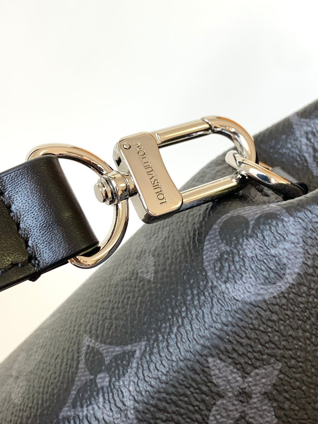 LV WOMENS BAG