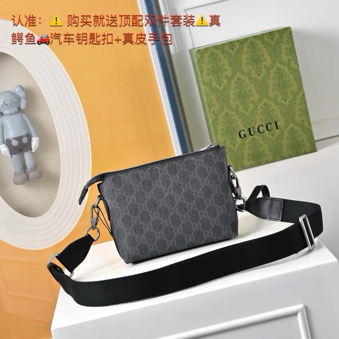 GUCCI MESSENGER BAG