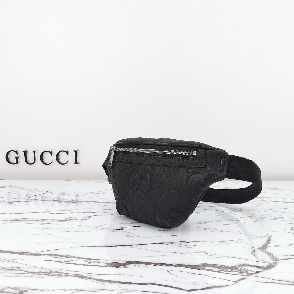GUCCI MESSENGER BAG