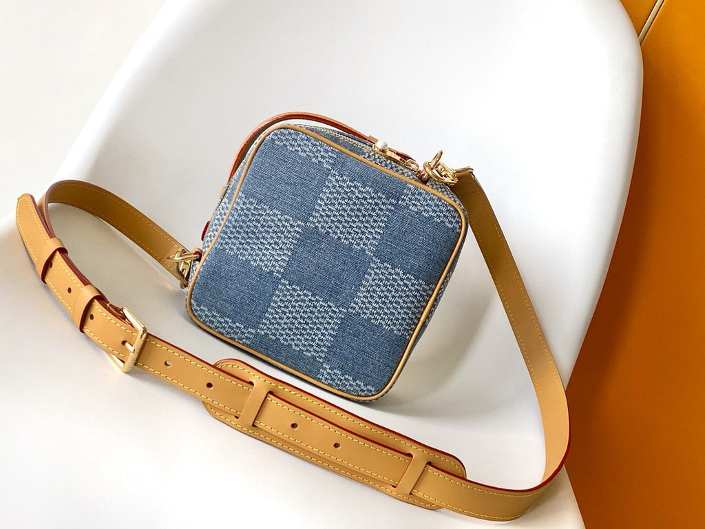 LV WOMENS BAG