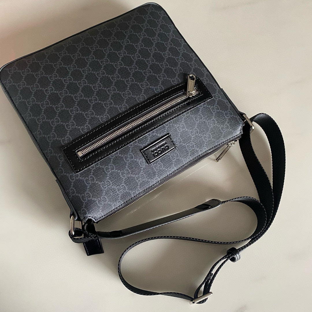 GUCCI MESSENGER BAG