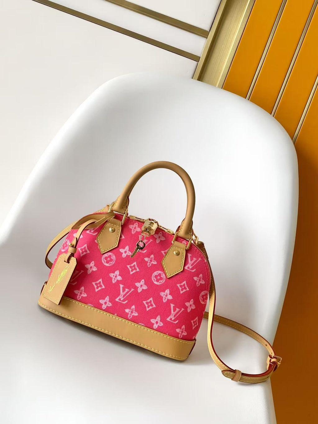 LV WOMENS BAG
