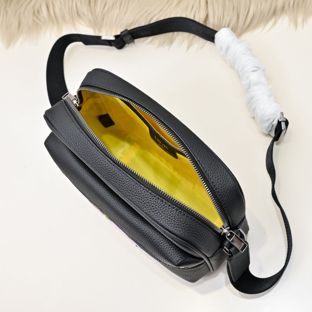 DIOR MESSENGER BAG