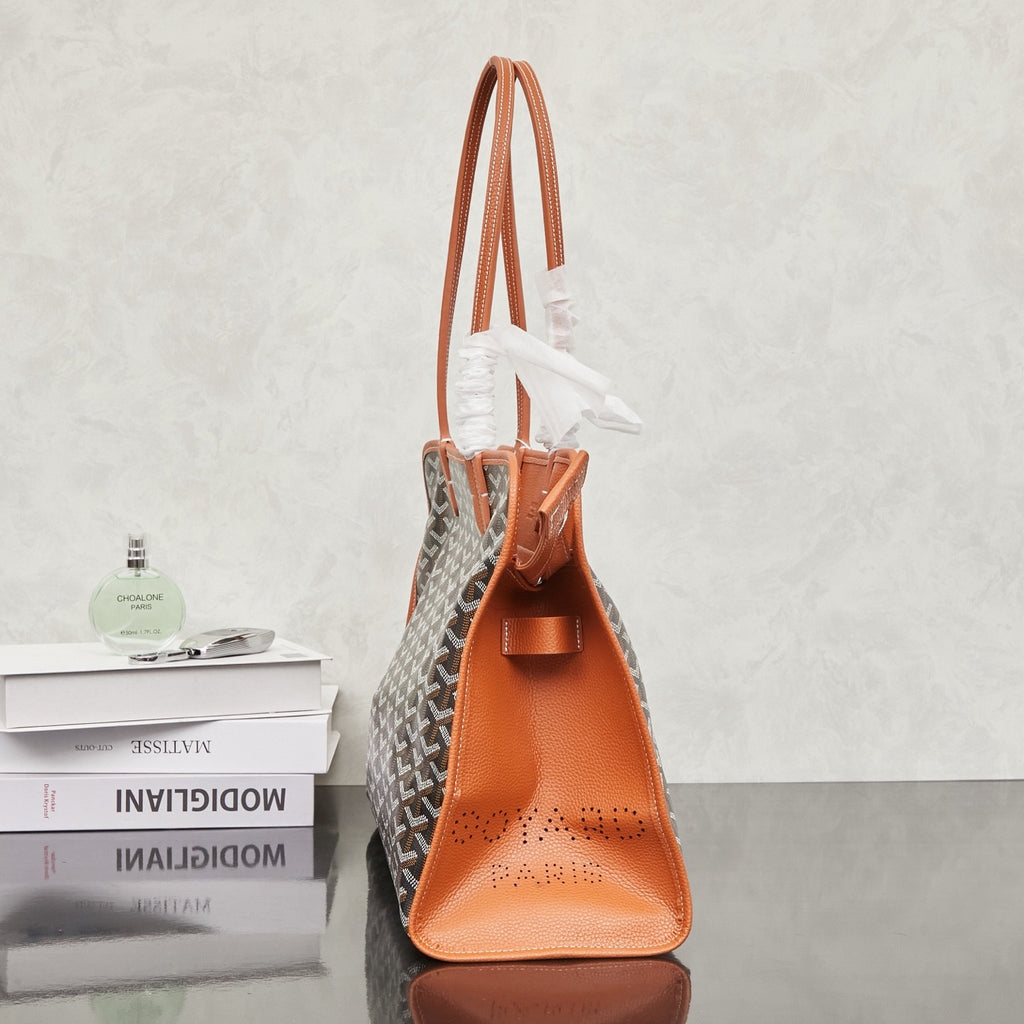 GOYARD WOMENS BAG