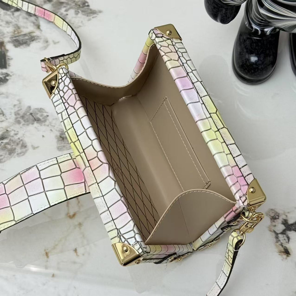 LV WOMENS BAG