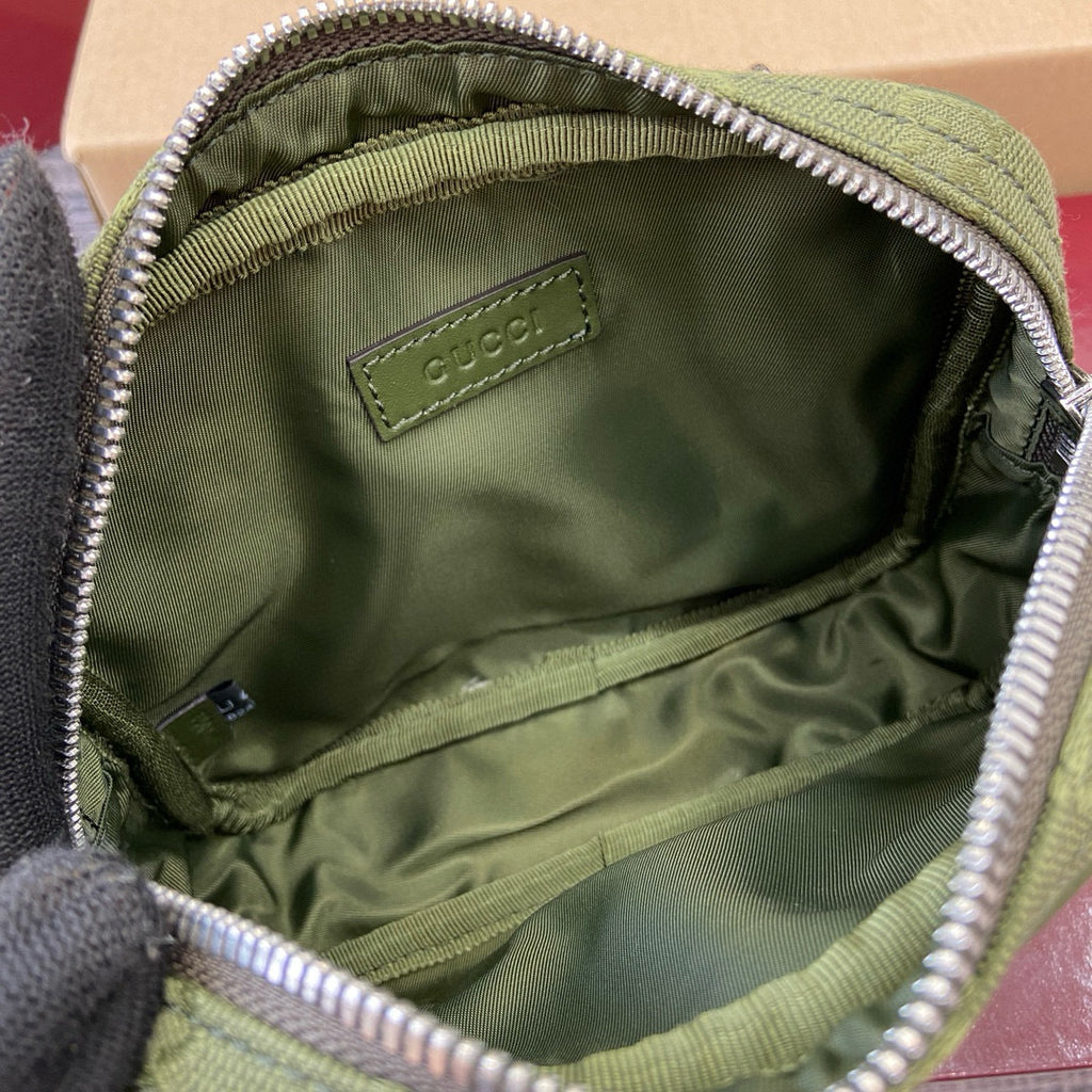 GUCCI MESSENGER BAG