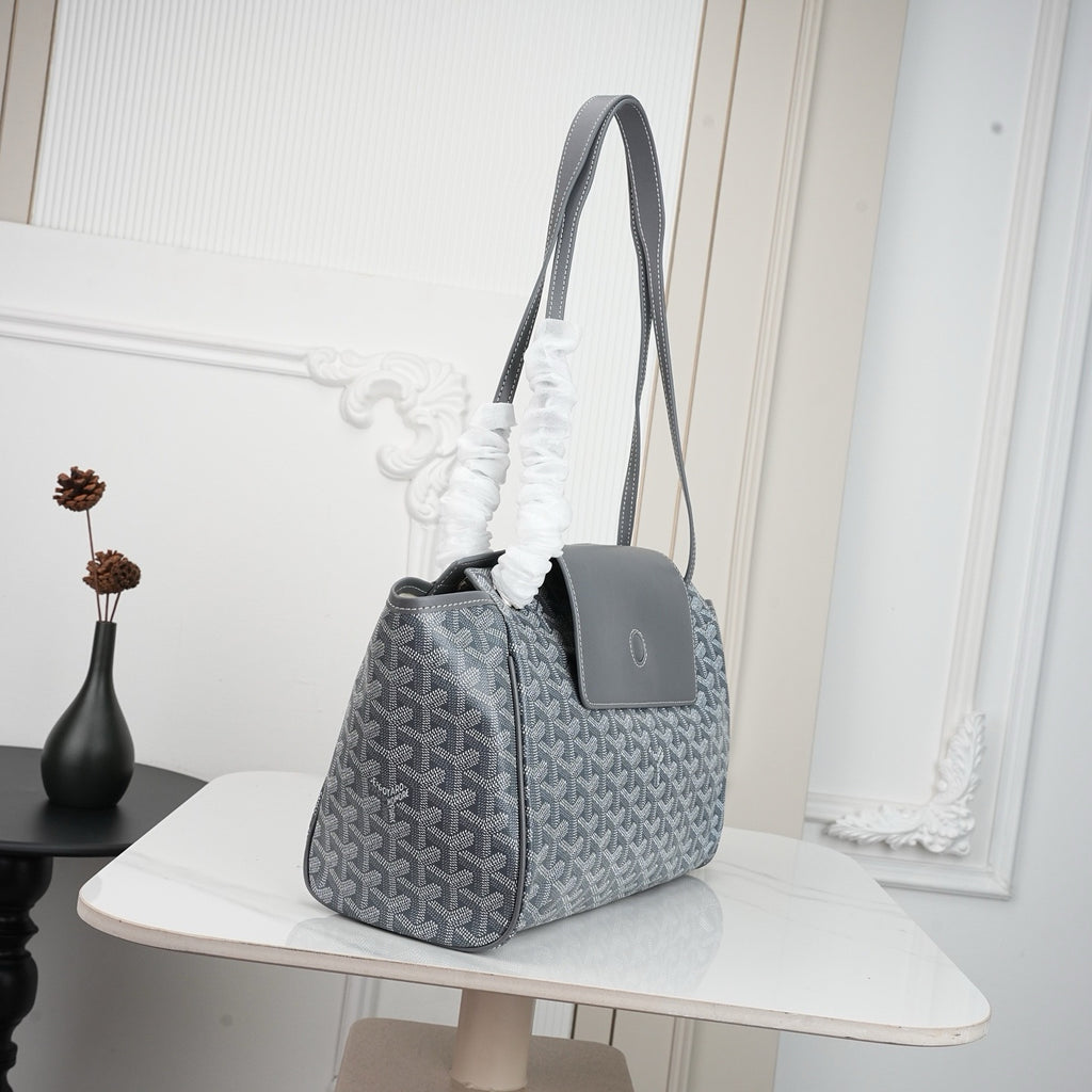 GOYARD WOMENS BAG