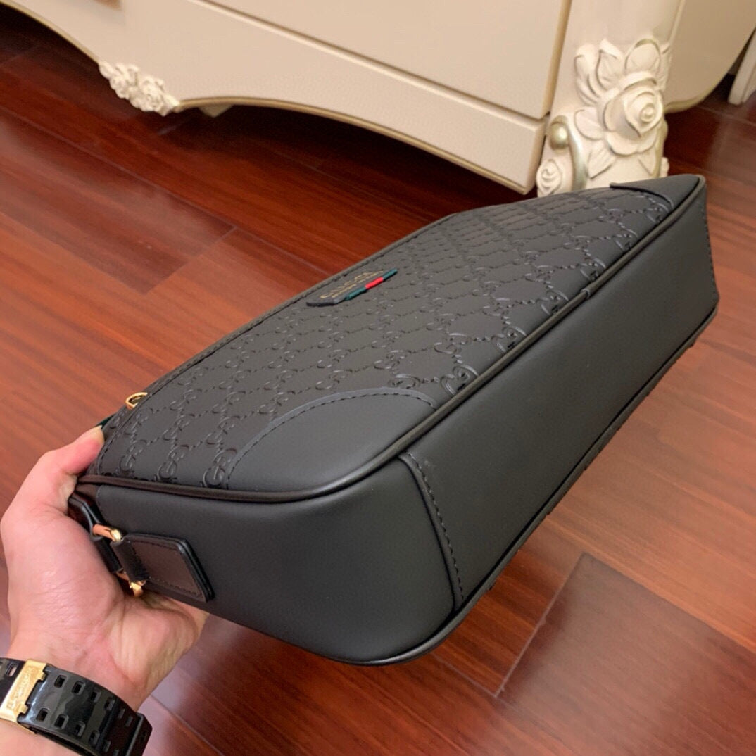 GUCCI MESSENGER BAG