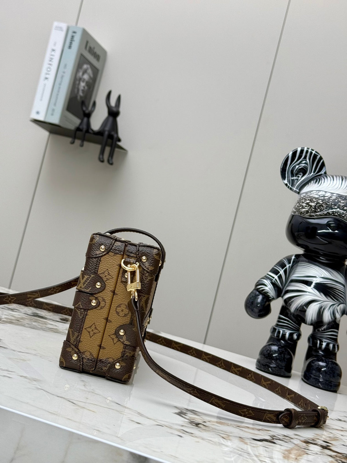 LV WOMENS BAG