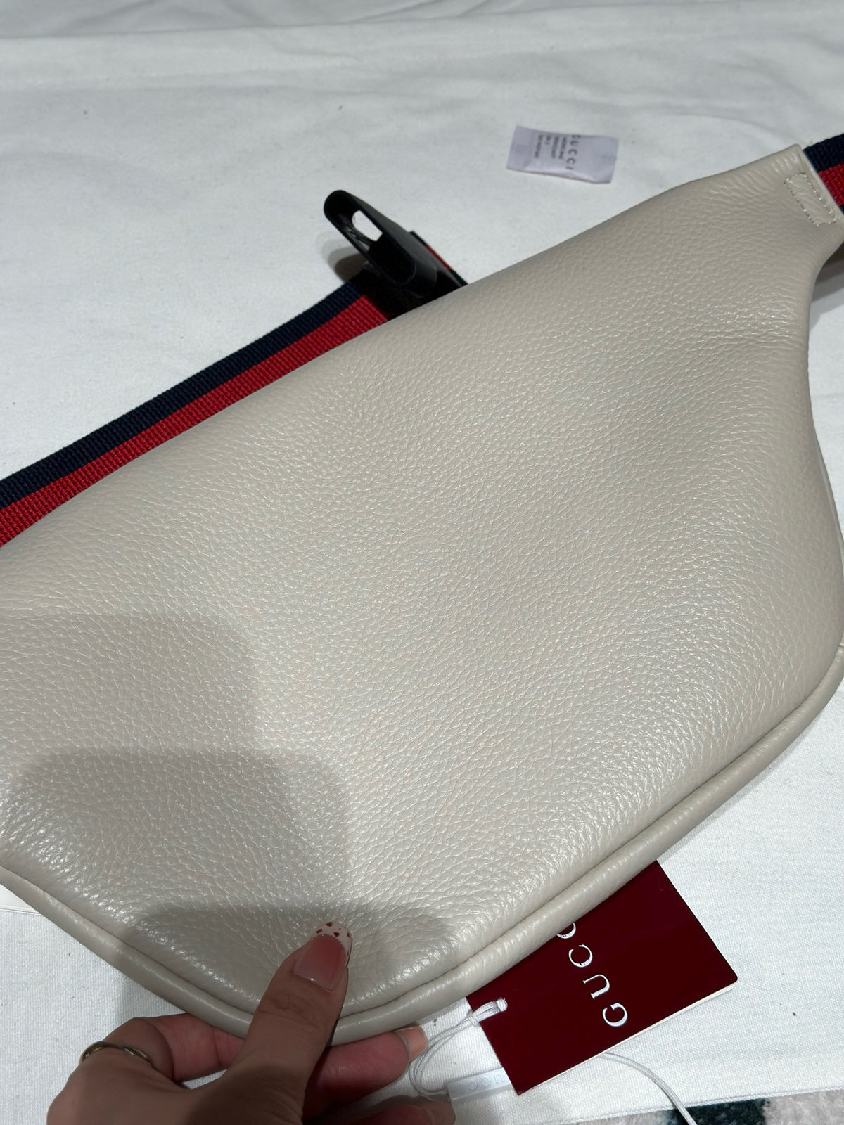 GUCCI MESSENGER BAG