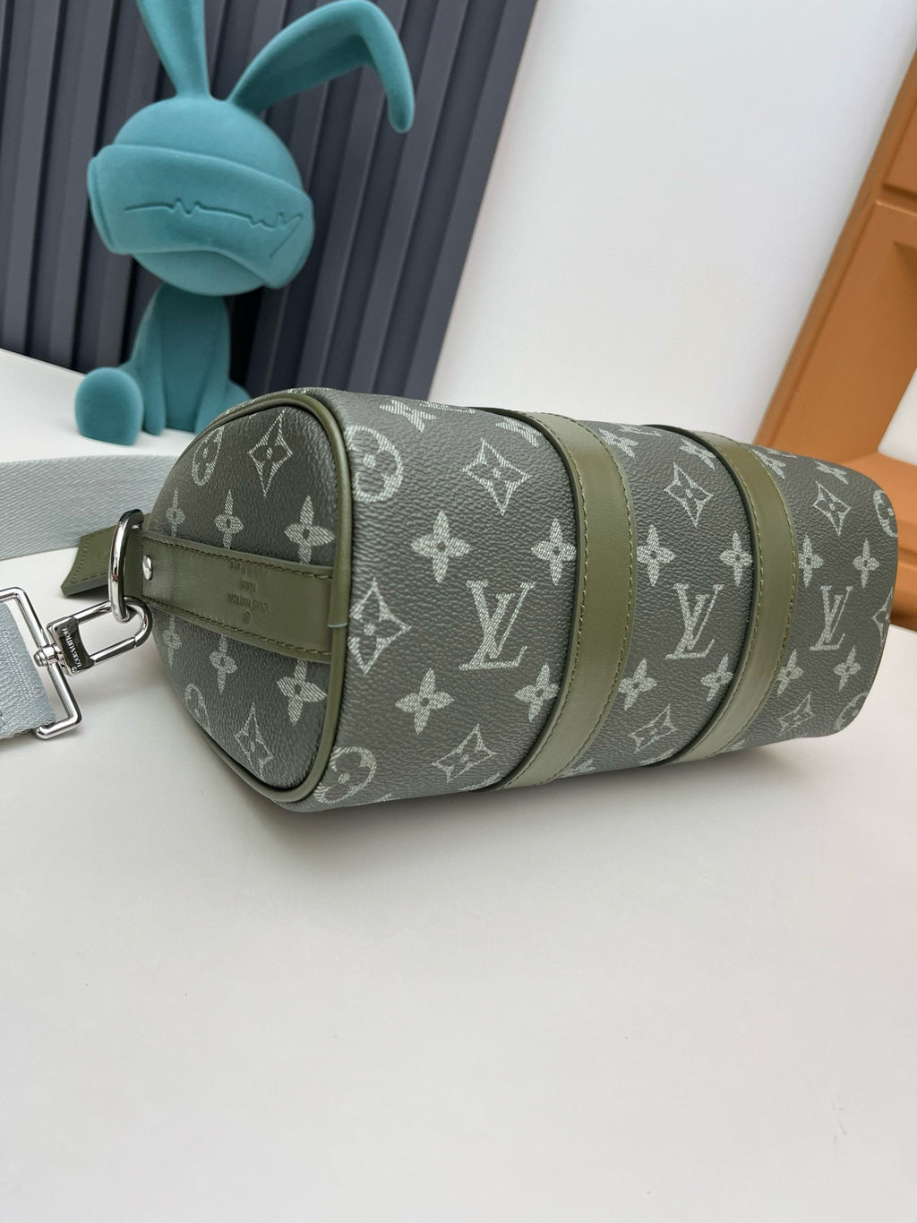LV WOMENS BAG