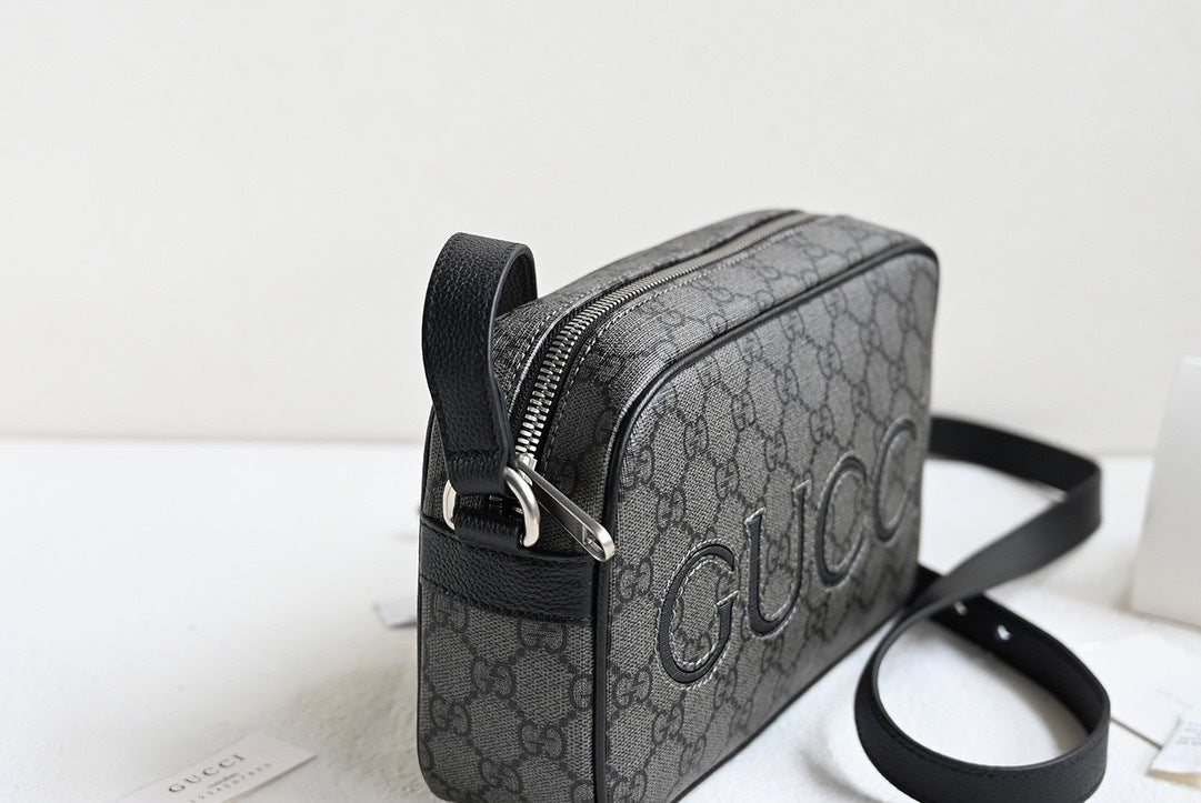 GUCCI MESSENGER BAG