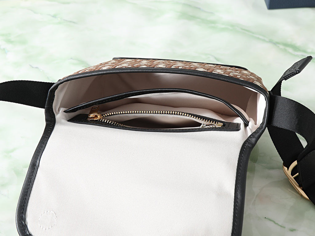 DIOR MESSENGER BAG