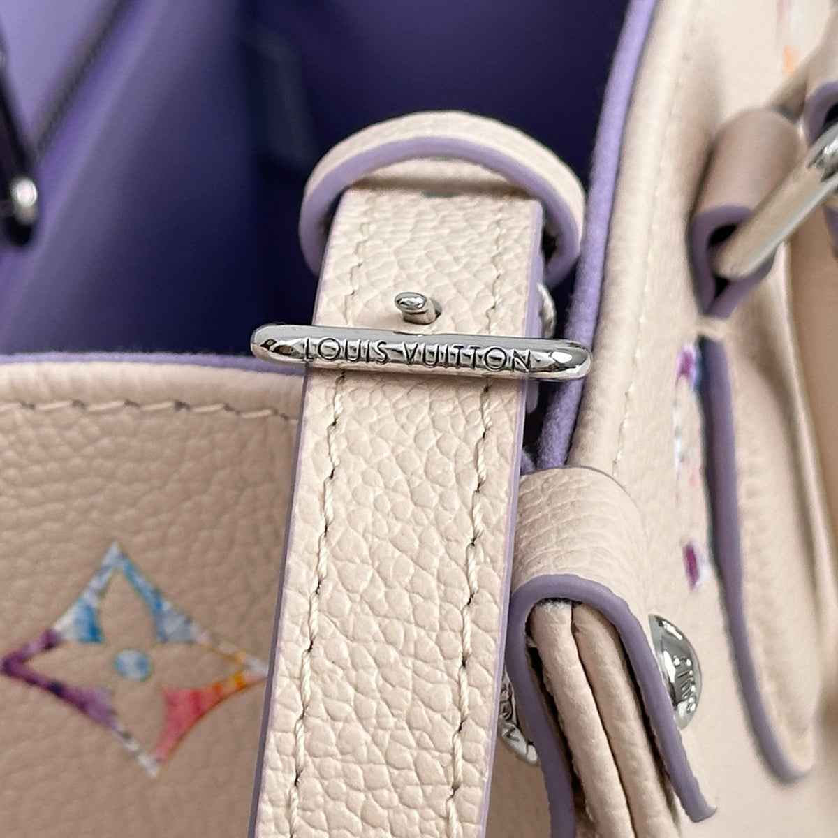 LV WOMENS BAG