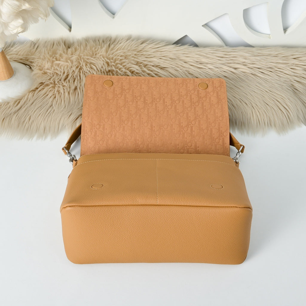 DIOR MESSENGER BAG