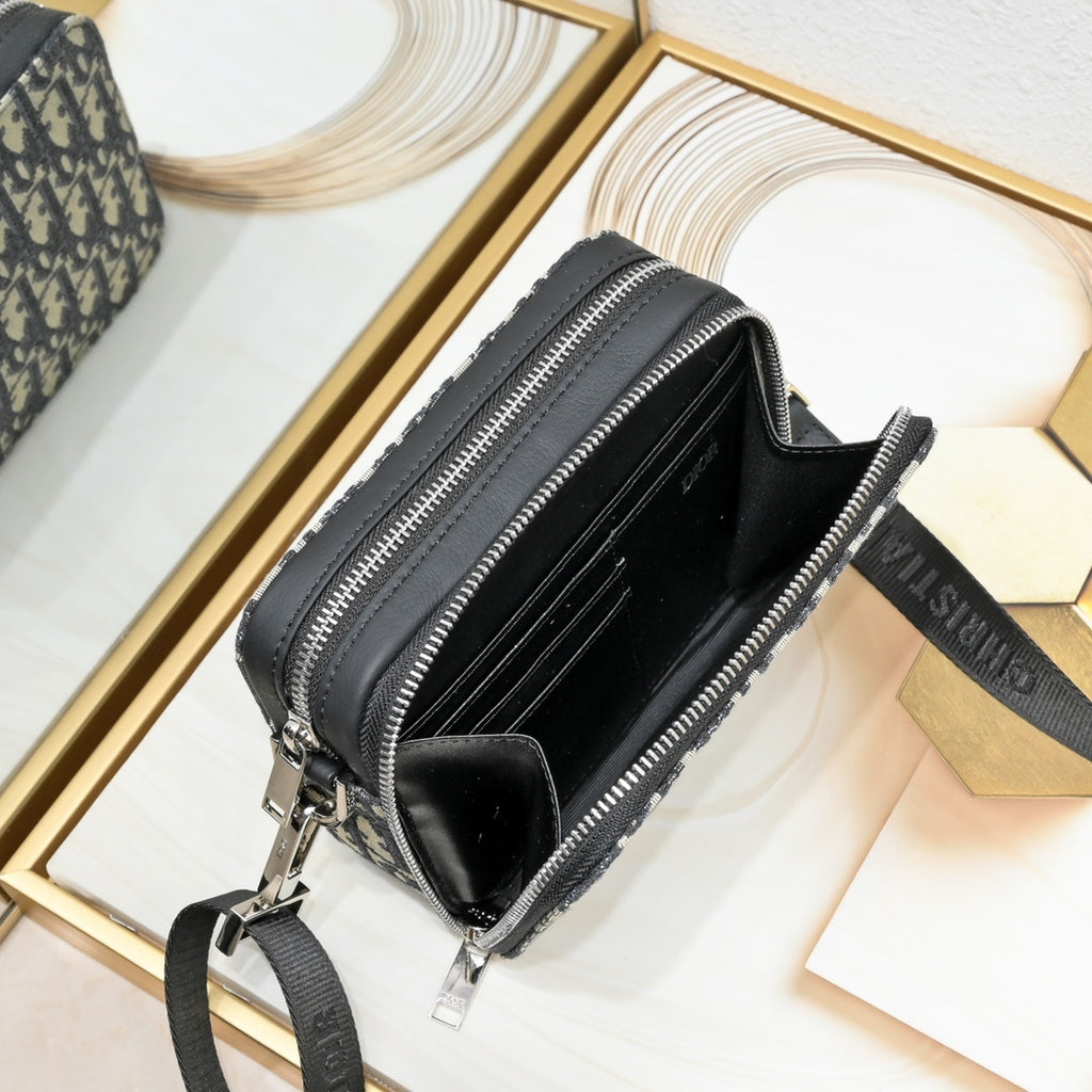 DIOR MESSENGER BAG