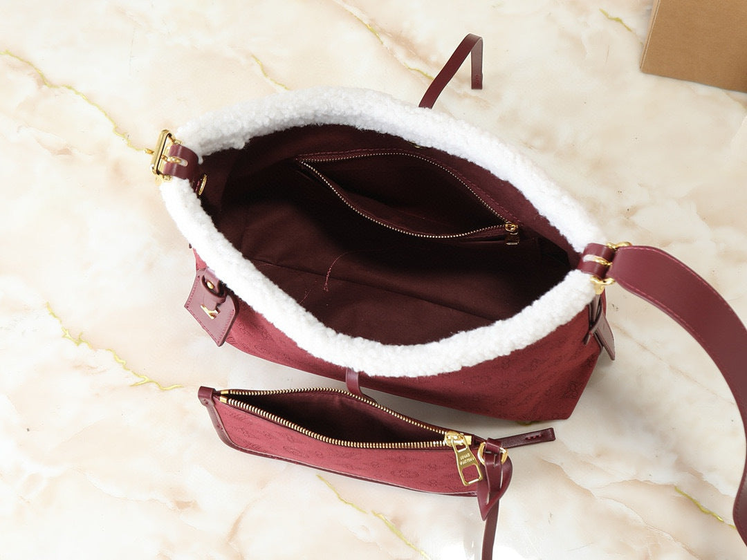 LV WOMENS BAG