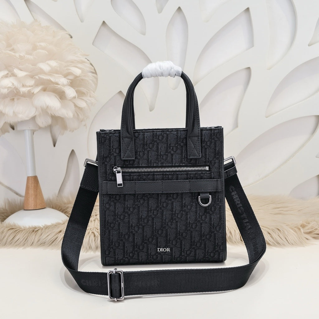 DIOR MESSENGER BAG