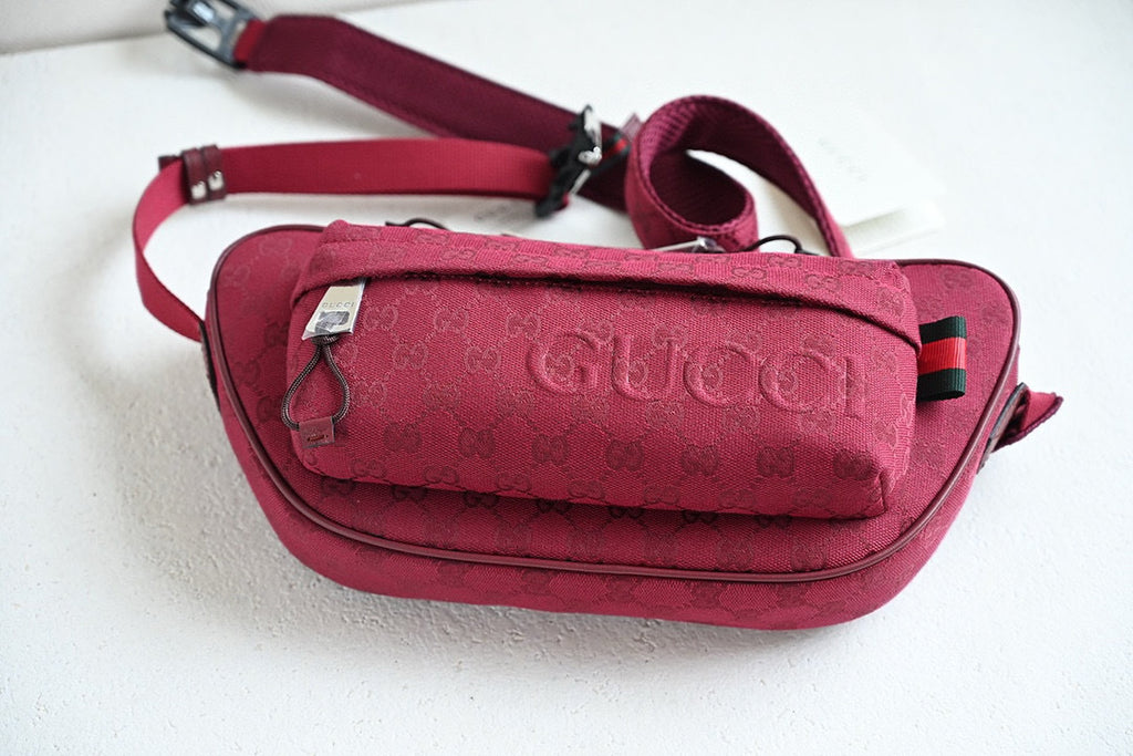 GUCCI MESSENGER BAG
