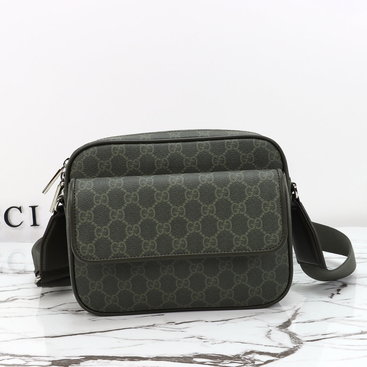 GUCCI MESSENGER BAG