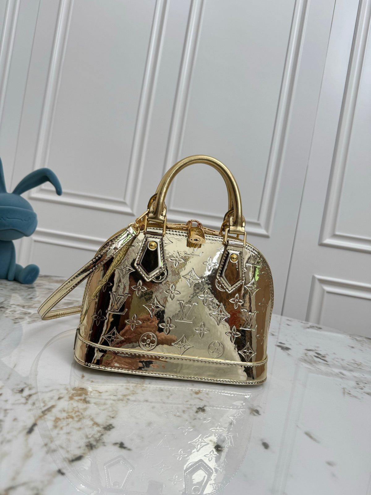 LV WOMENS BAG