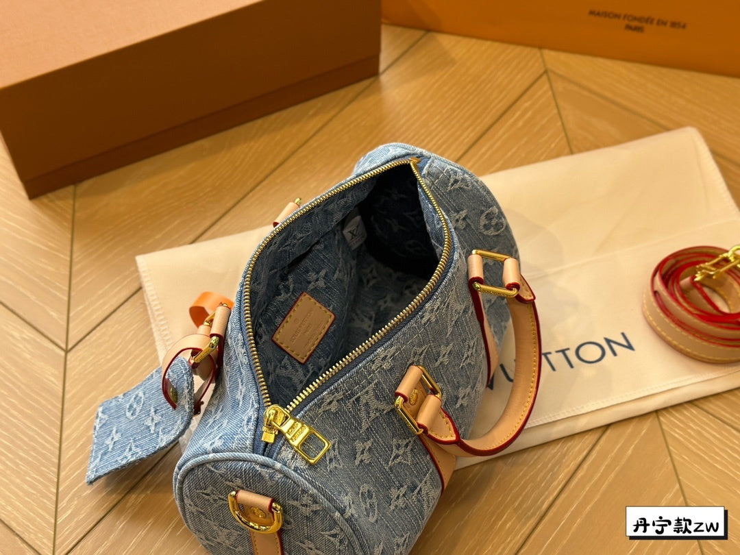 LV WOMENS BAG