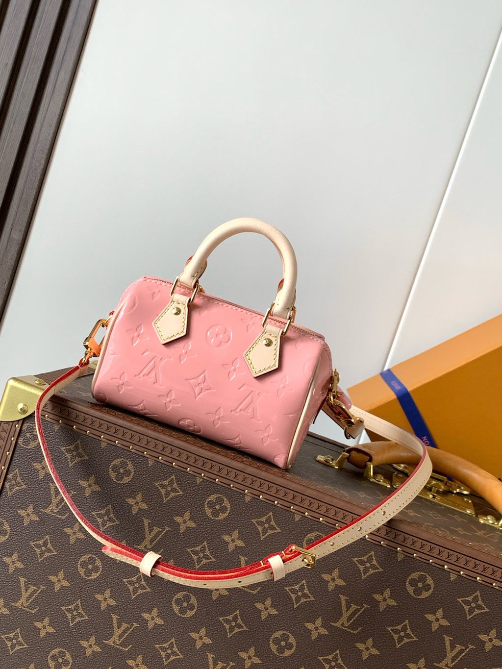 LV WOMENS BAG