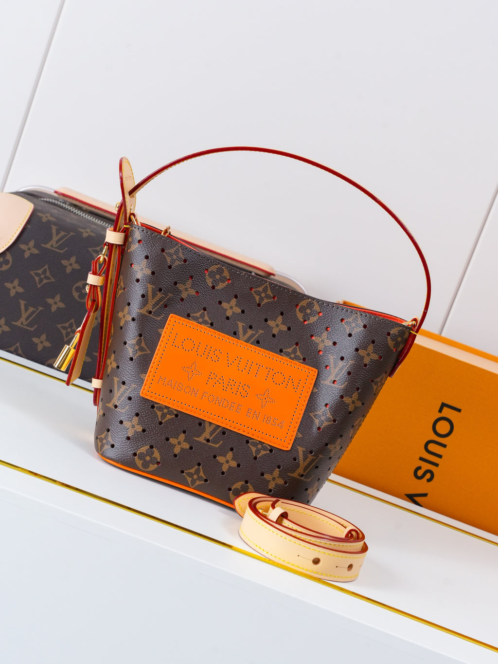 LV WOMENS BAG