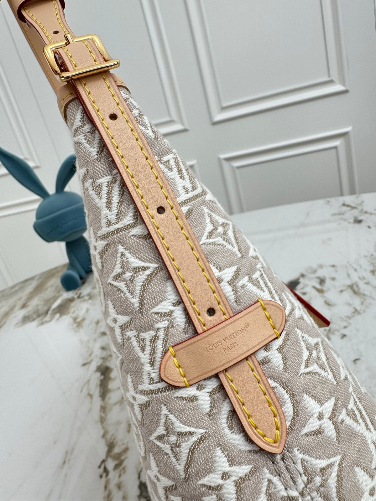 LV WOMENS BAG