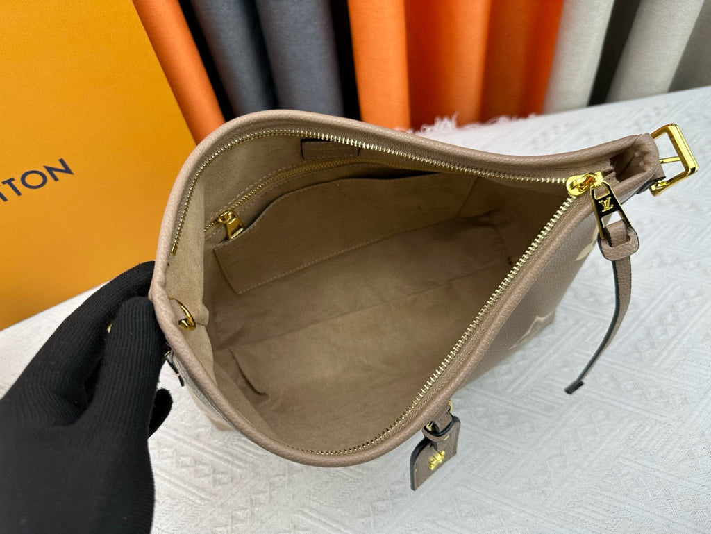 LV WOMENS BAG