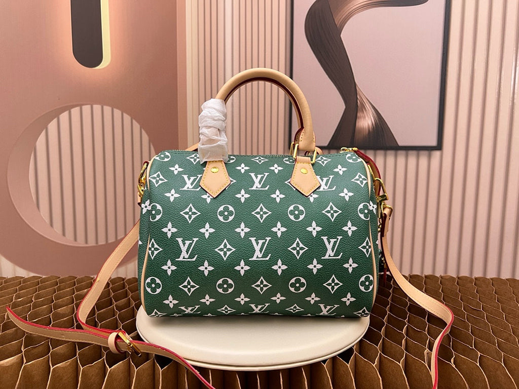 LV WOMENS BAG