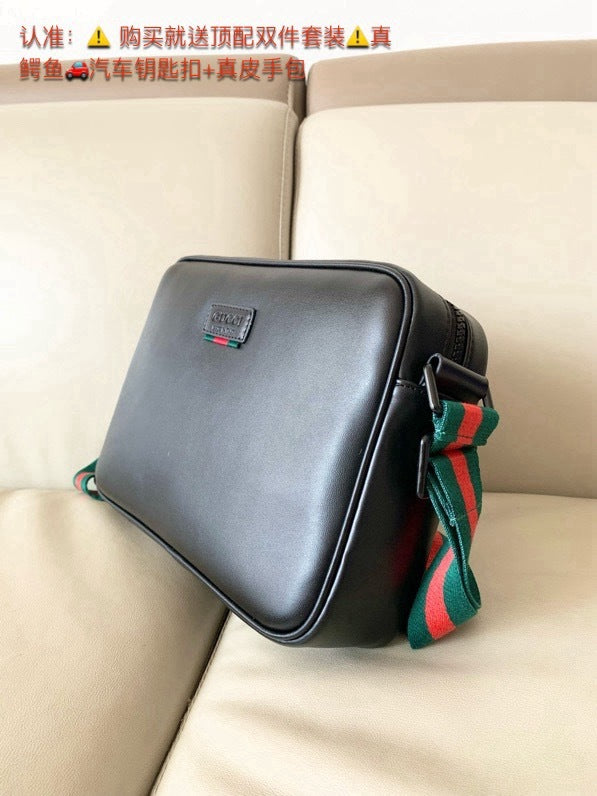 GUCCI MESSENGER BAG