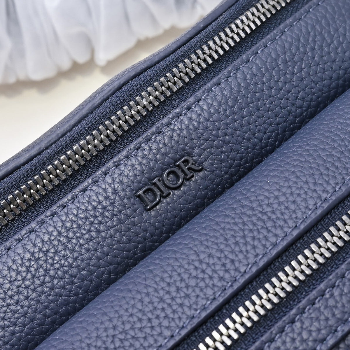 DIOR MESSENGER BAG