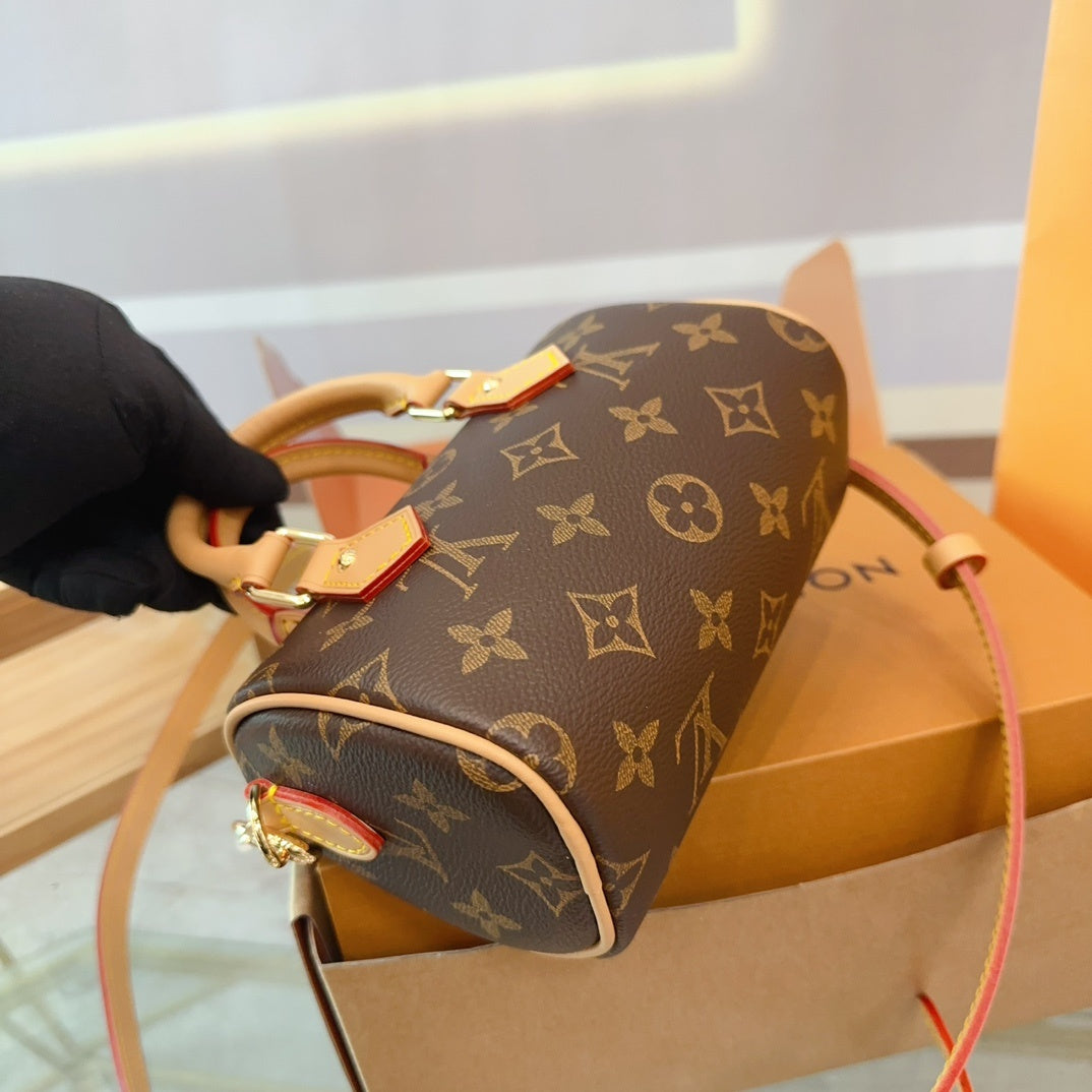 LV WOMENS BAG