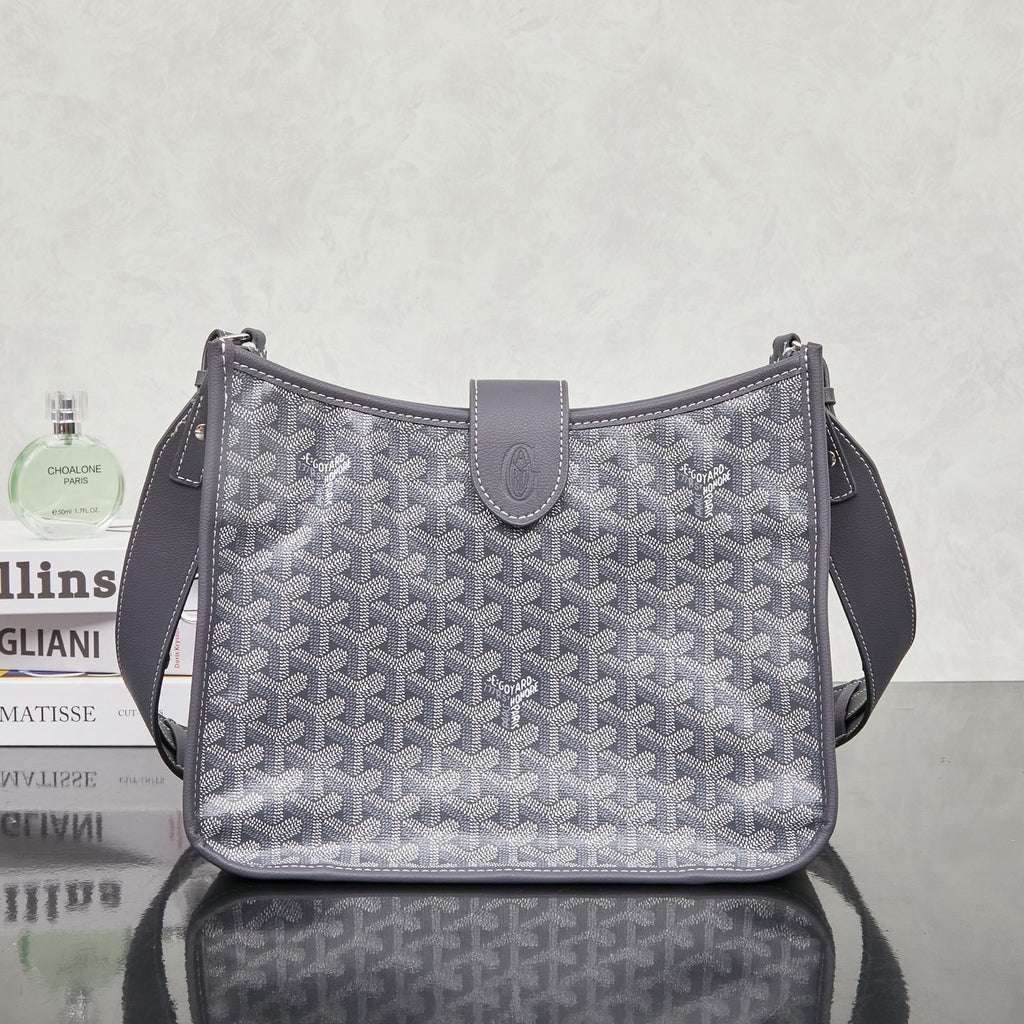 GOYARD WOMENS BAG