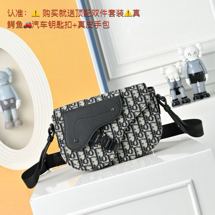 DIOR MESSENGER BAG