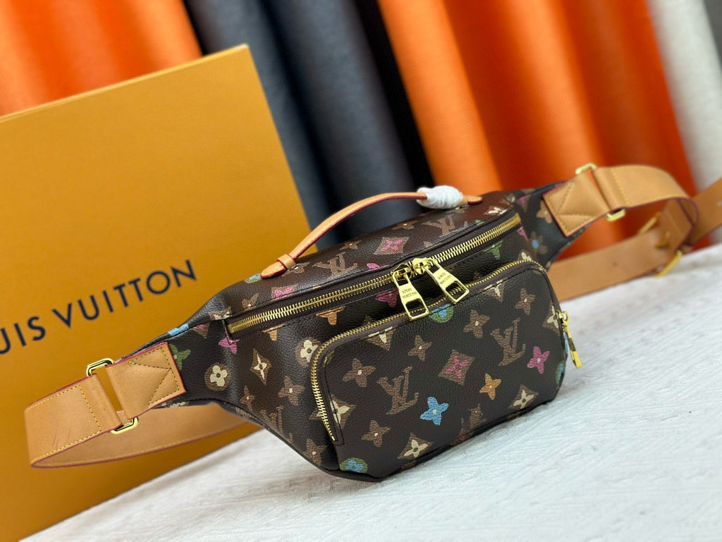 LV MESSENGER BAG