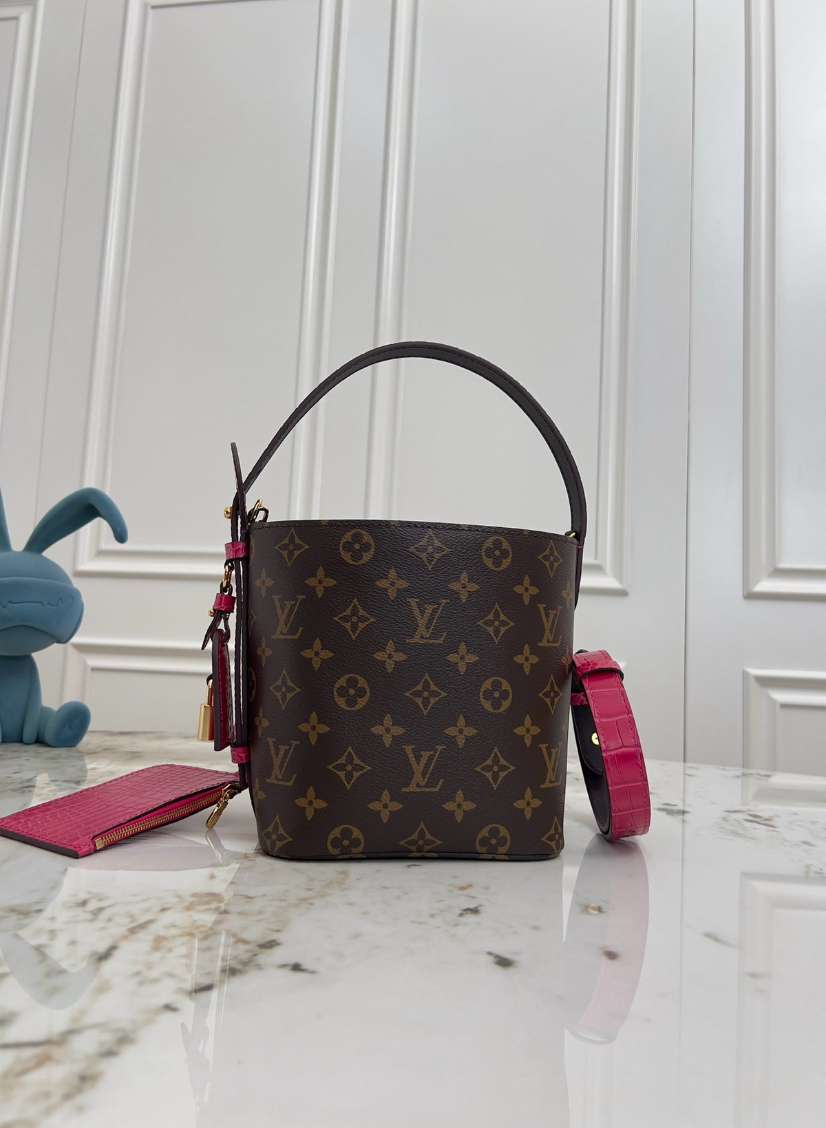 LV WOMENS BAG