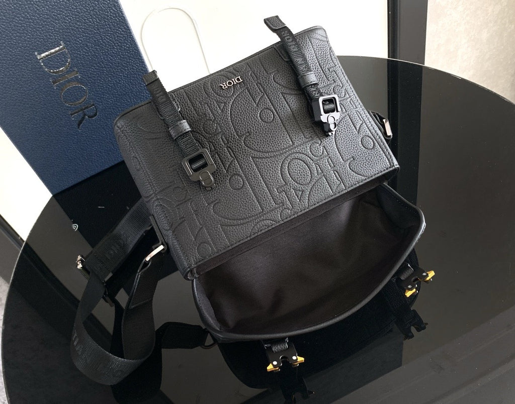 DIOR MESSENGER BAG