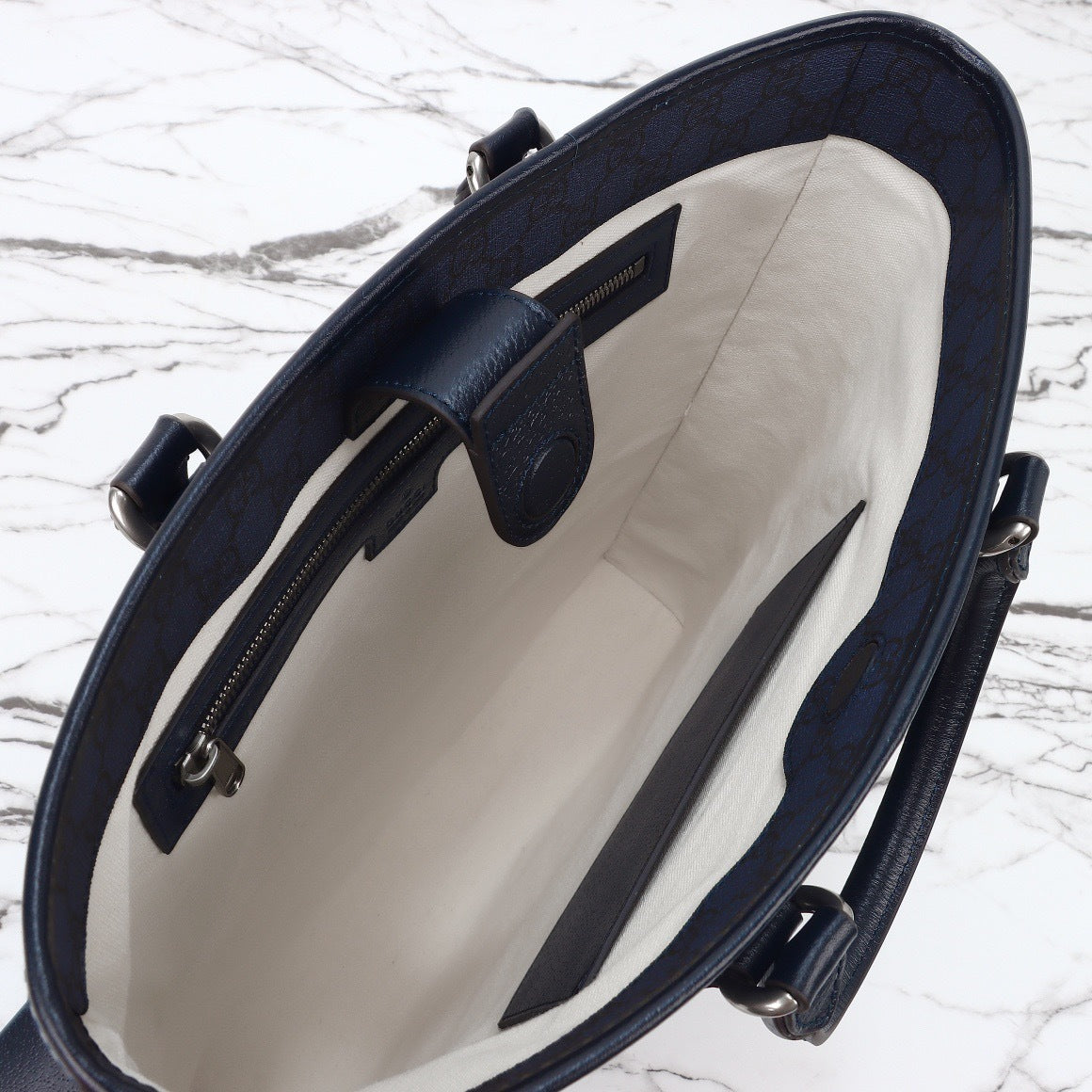 GUCCI MESSENGER BAG