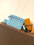 LV MESSENGER BAG