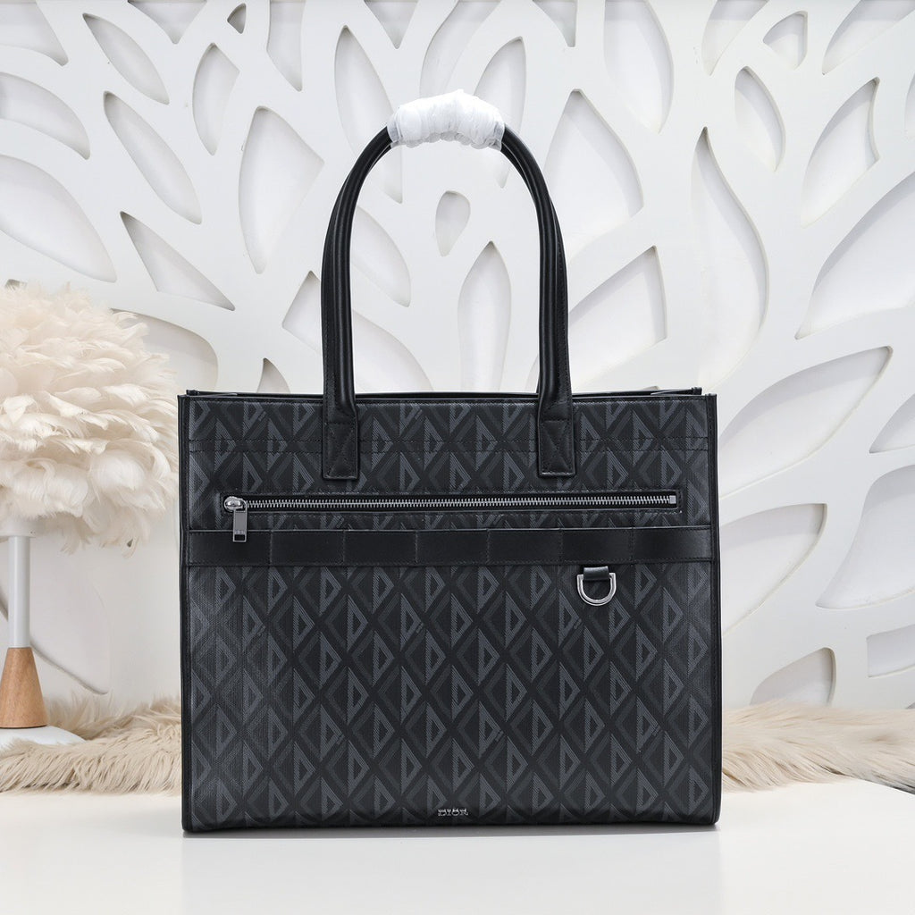 DIOR MESSENGER BAG