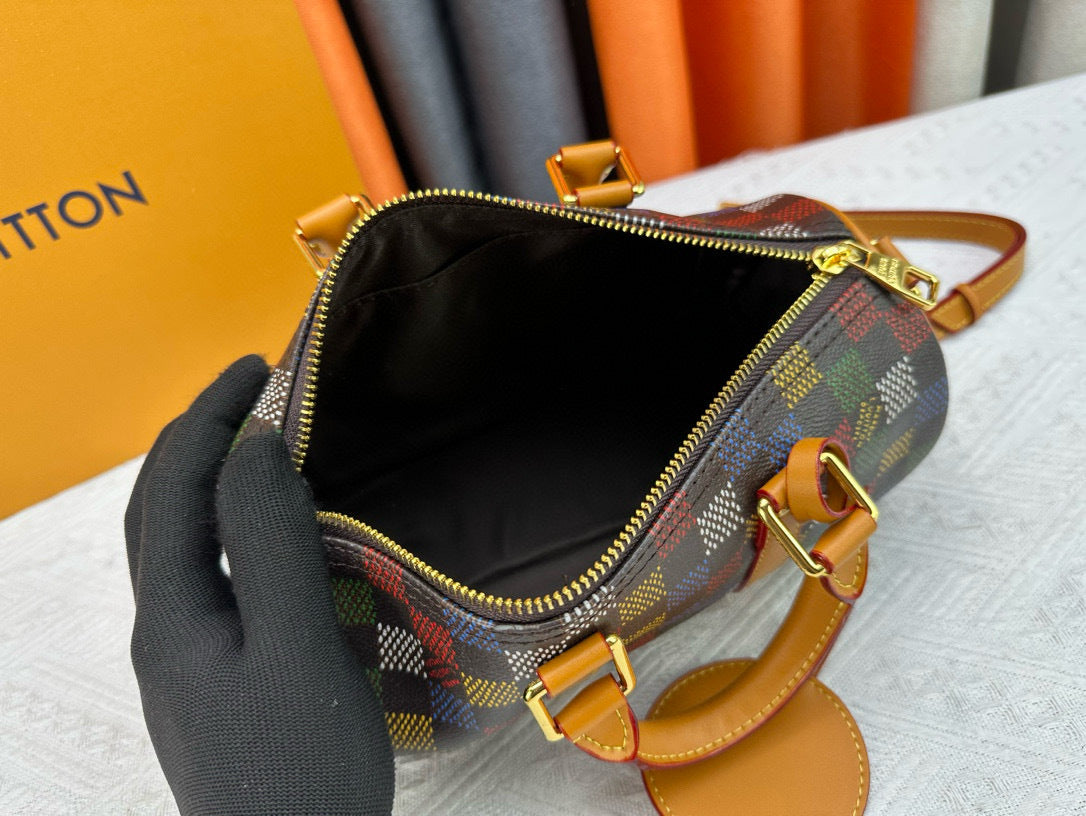LV WOMENS BAG