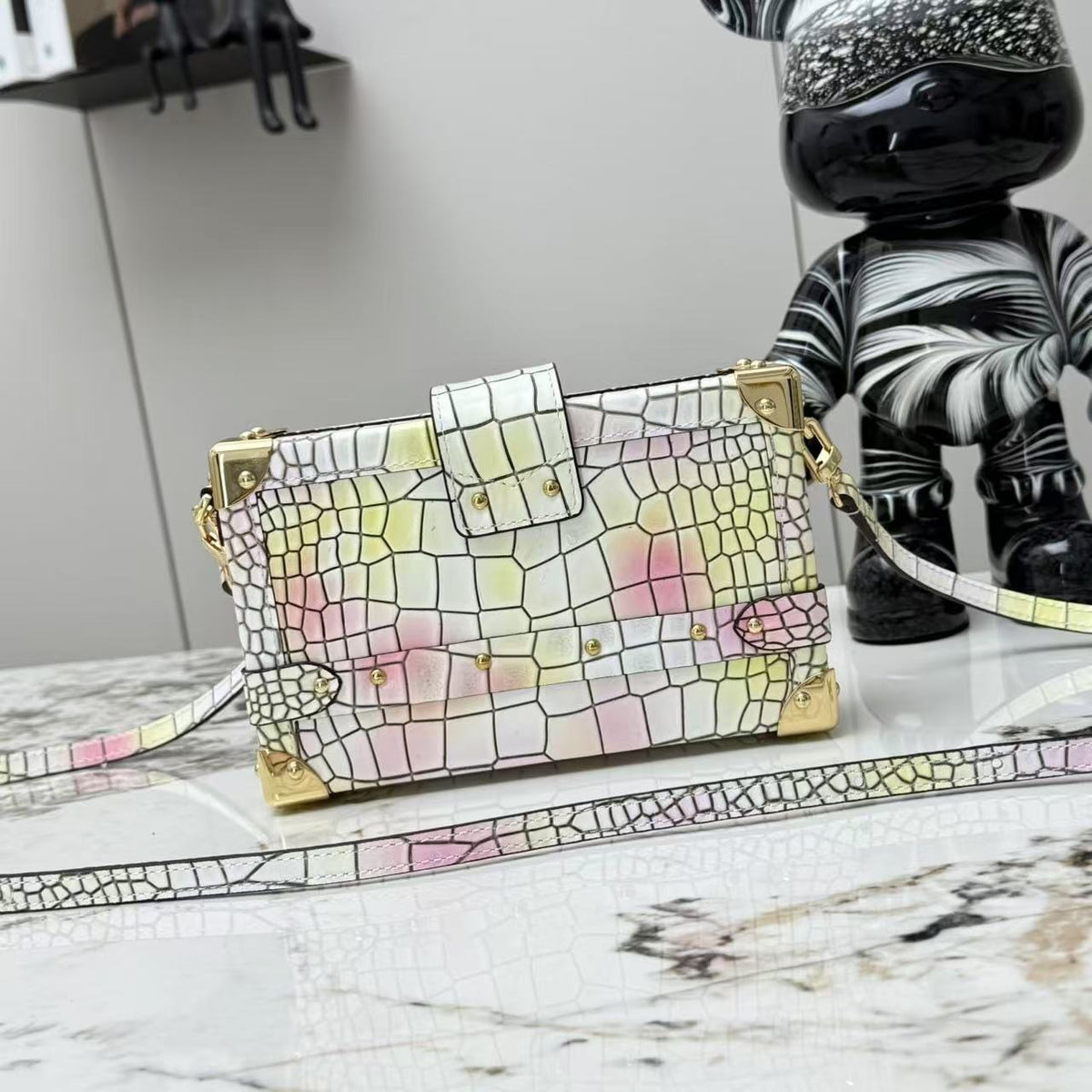 LV WOMENS BAG